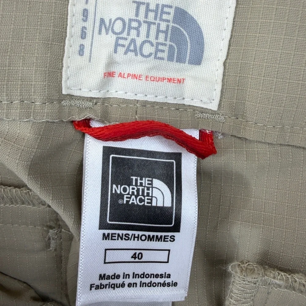 The North‎ Face Mens Convertible Zip Off Hiking Pants Khaki Size 40 RN 61661